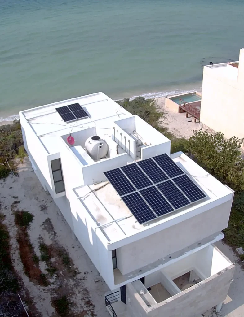 instalación-paneles-solares-playa